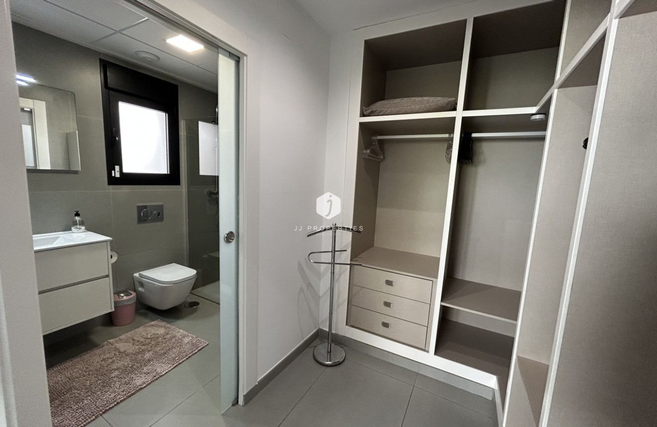 Resale - Villa -
Los Balcones - Costa Blanca