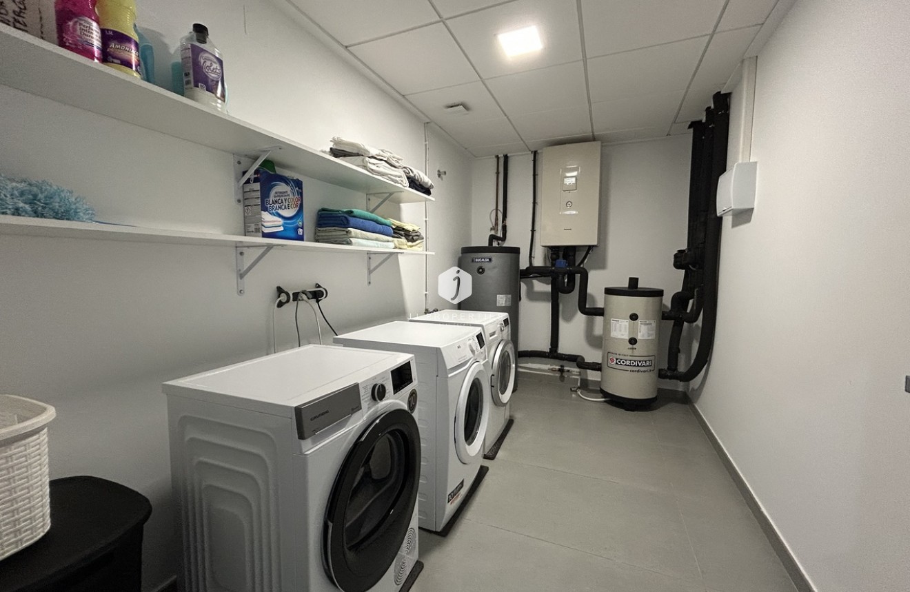 Resale - Villa -
Los Balcones - Costa Blanca