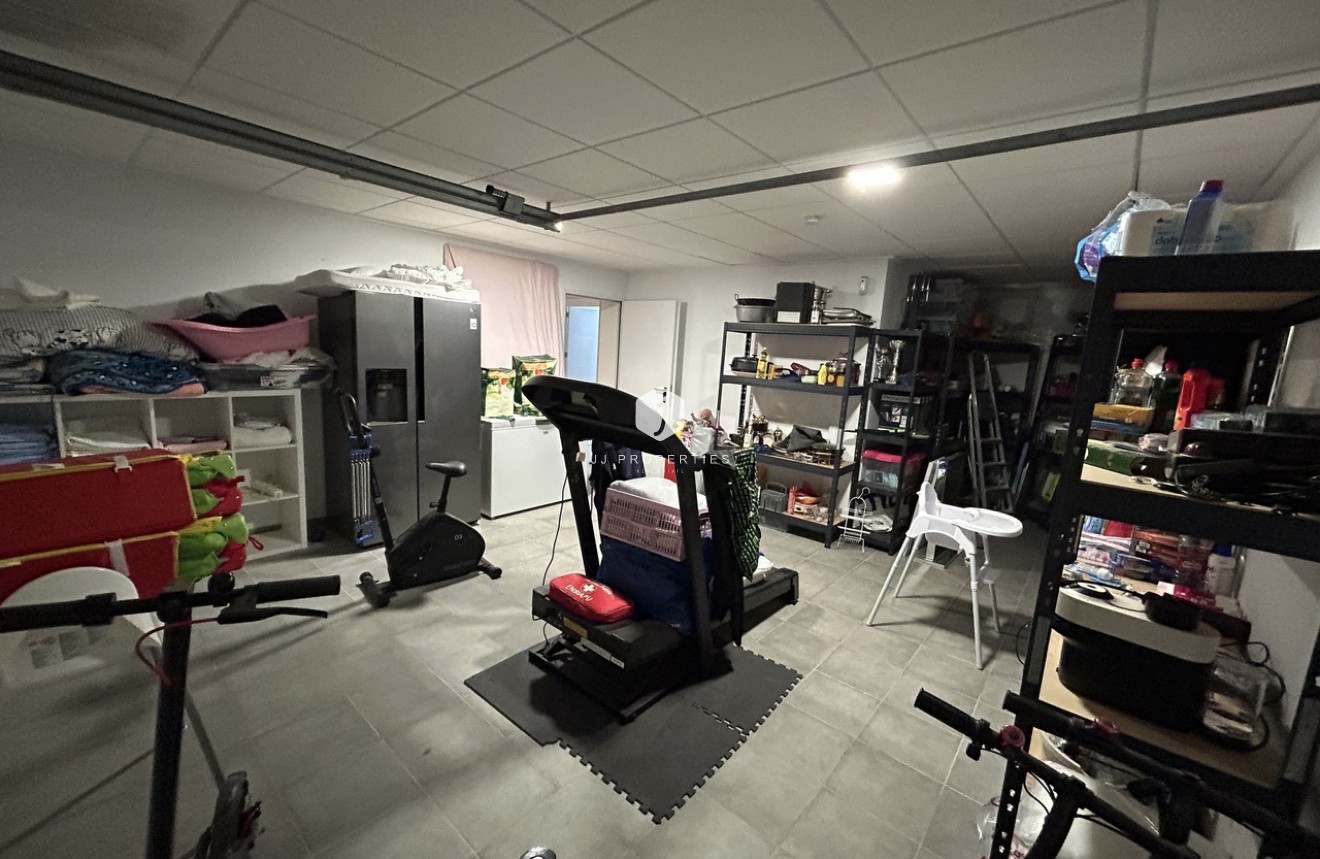 Resale - Villa -
Los Balcones - Costa Blanca