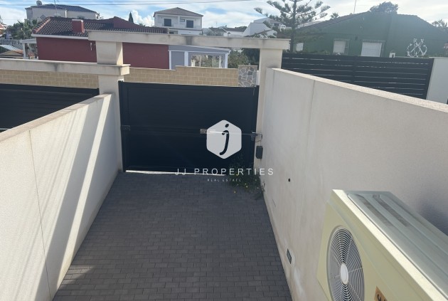 Resale - Villa -
Los Balcones - Costa Blanca