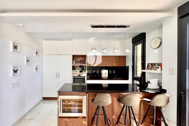 Resale - Villa -
Orihuela Costa - Lomas de Cabo Roig