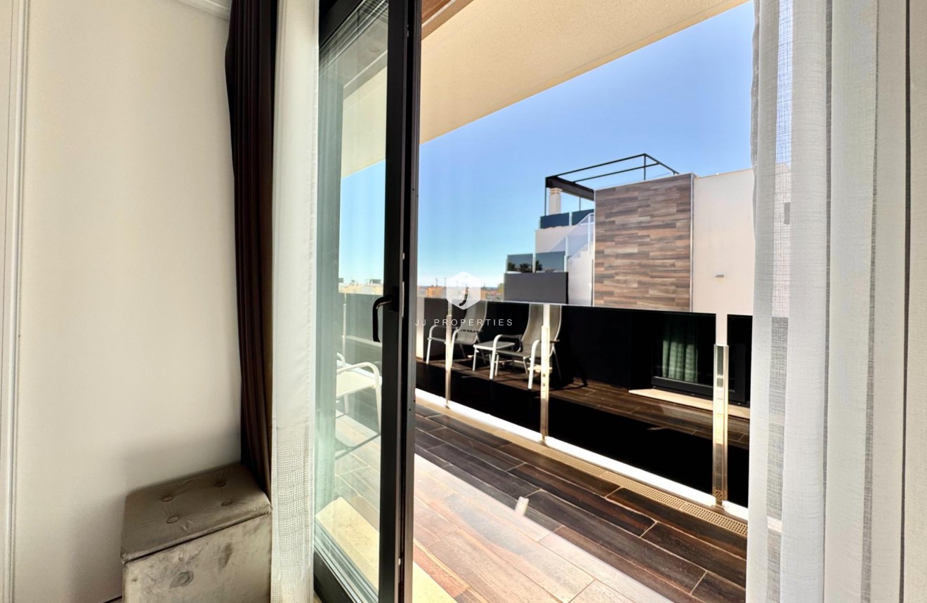 Resale - Villa -
Orihuela Costa - Lomas de Cabo Roig