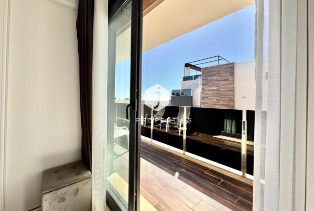 Resale - Villa -
Orihuela Costa - Lomas de Cabo Roig