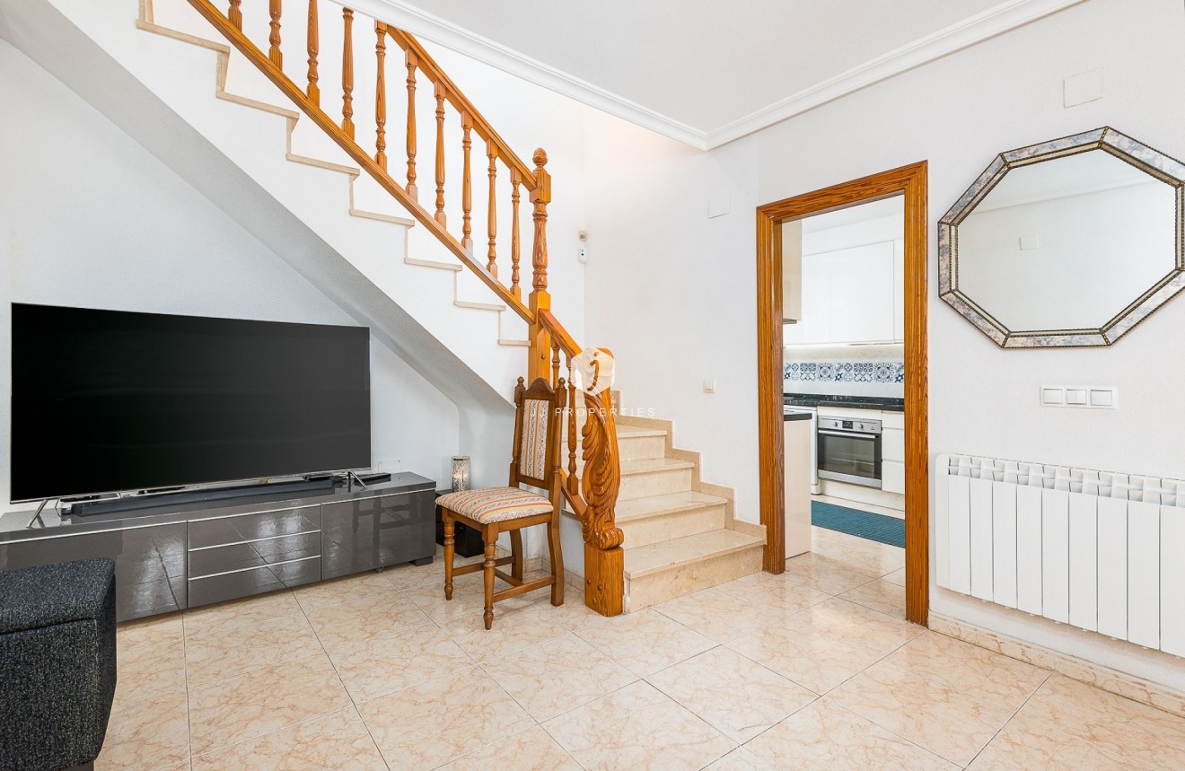 Resale - Villa -
Torrevieja - Costa Blanca