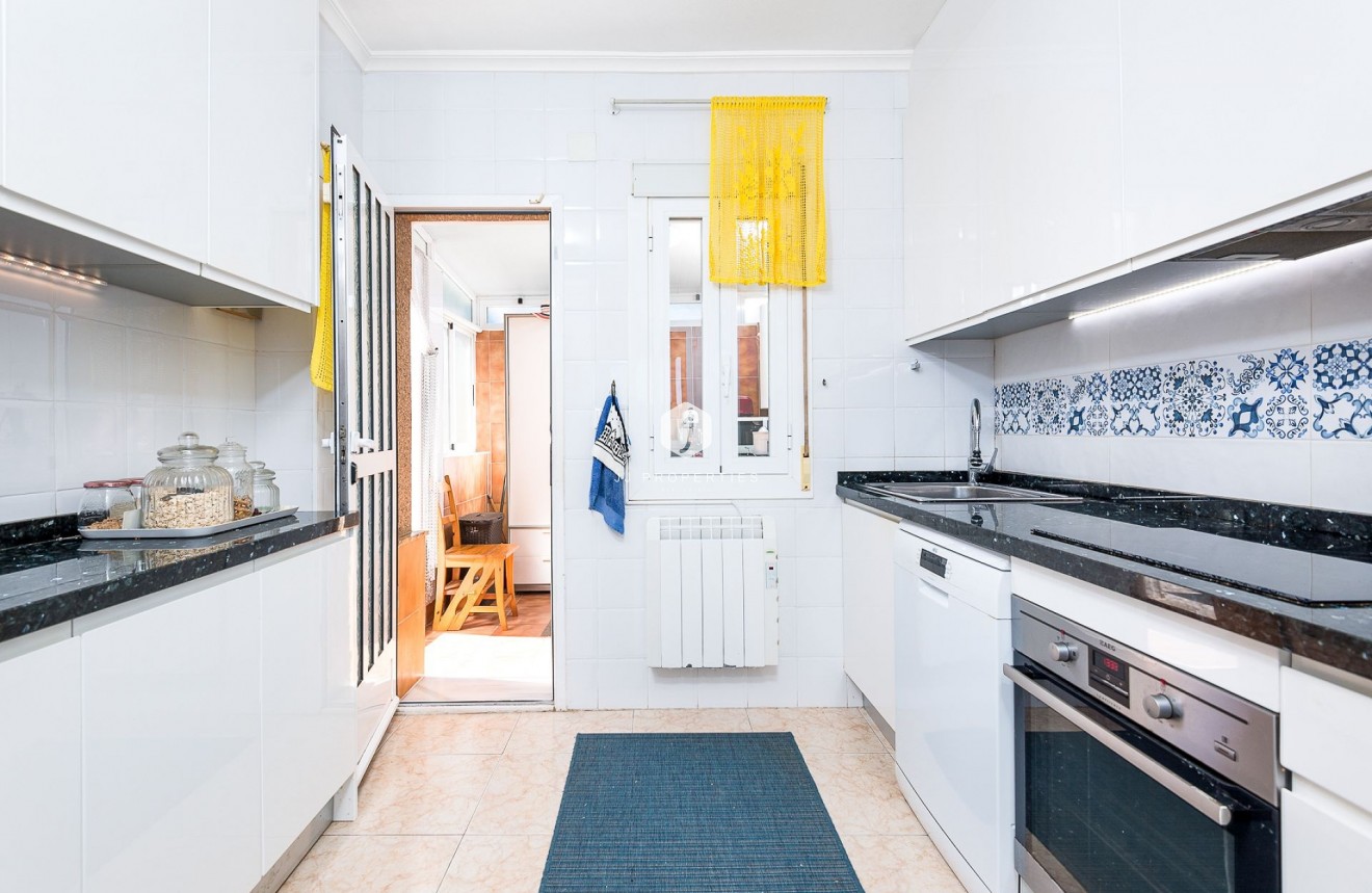 Resale - Villa -
Torrevieja - Costa Blanca