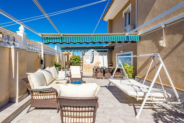 Resale - Villa -
Torrevieja - Costa Blanca
