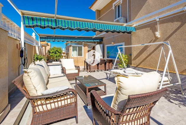 Resale - Villa -
Torrevieja - Costa Blanca