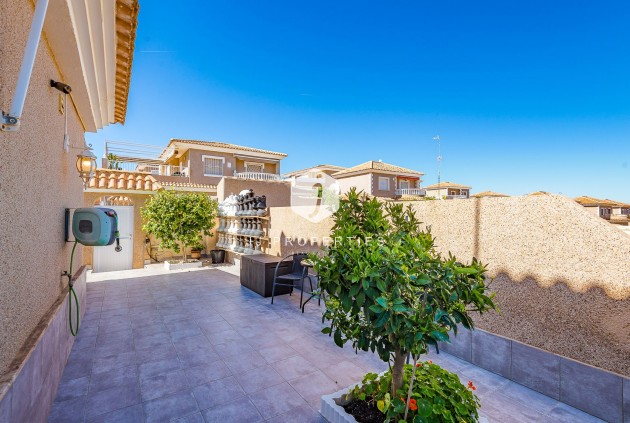 Resale - Villa -
Torrevieja - Costa Blanca