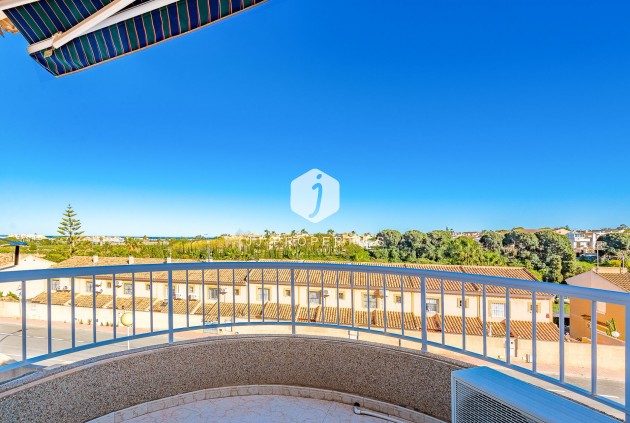 Resale - Villa -
Torrevieja - Costa Blanca