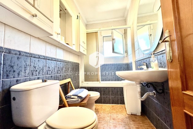 Resale - Apartment / flat -
Punta Prima - Costa Blanca