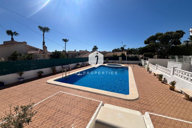 Resale - Villa -
Ciudad Quesada - Costa Blanca