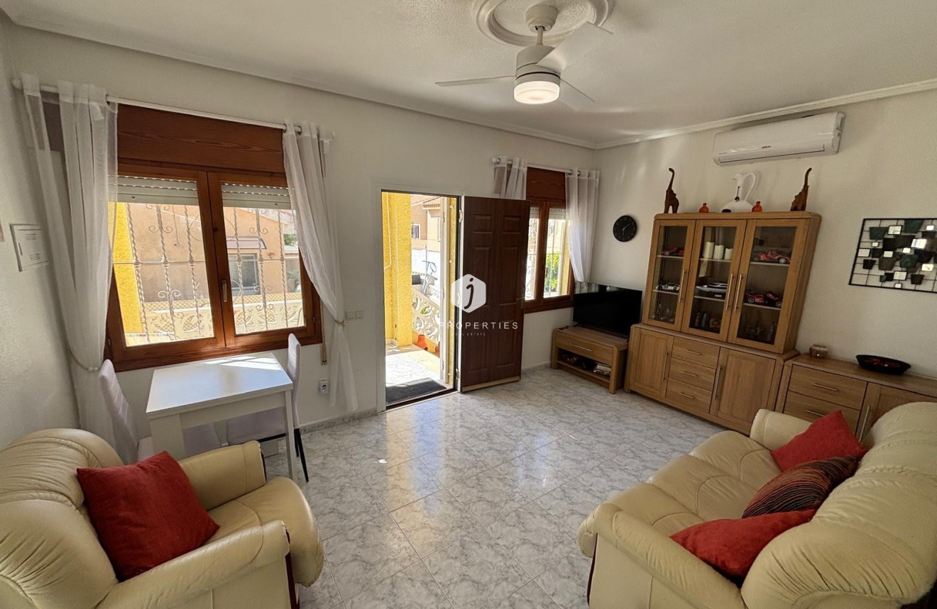 Resale - Villa -
Ciudad Quesada - Costa Blanca