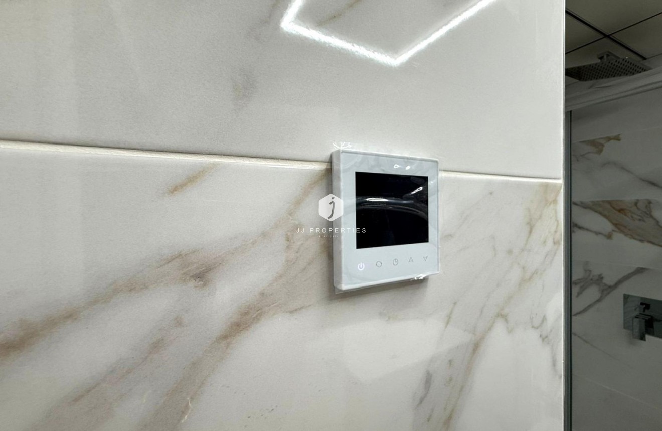 Resale - Apartment / flat -
Torrevieja - PARQUE DE LAS NACIONES