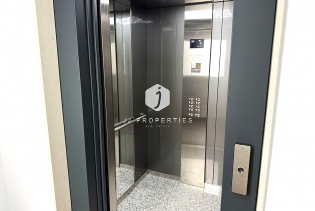 Resale - Apartment / flat -
Torrevieja - PARQUE DE LAS NACIONES