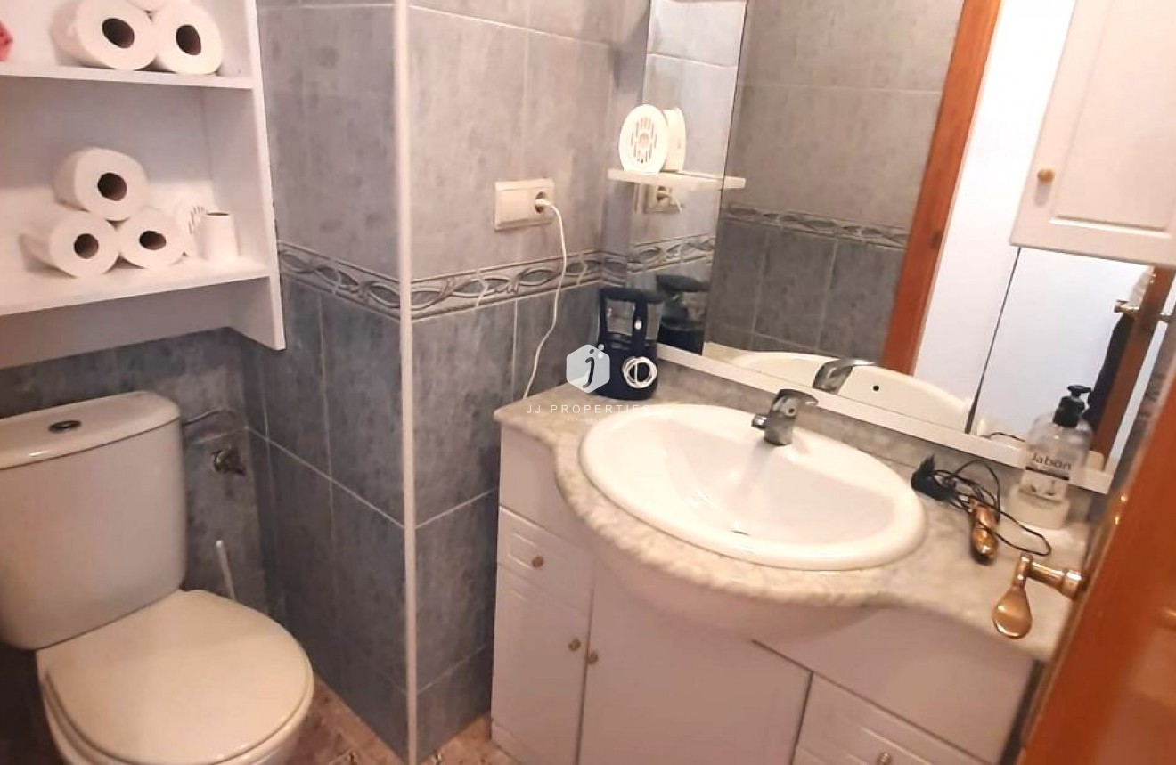 Resale - Apartment / flat -
Torrevieja - Costa Blanca
