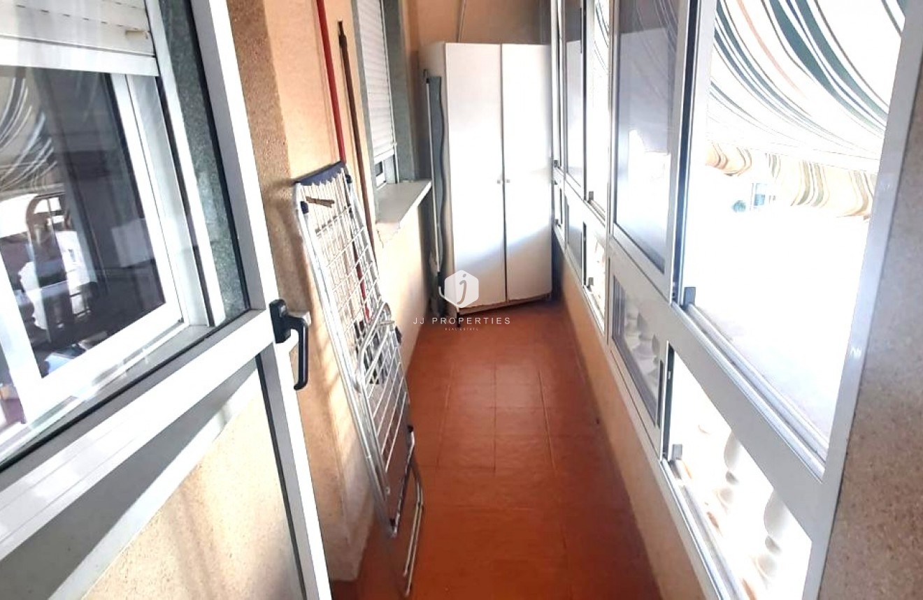 Resale - Apartment / flat -
Torrevieja - Costa Blanca