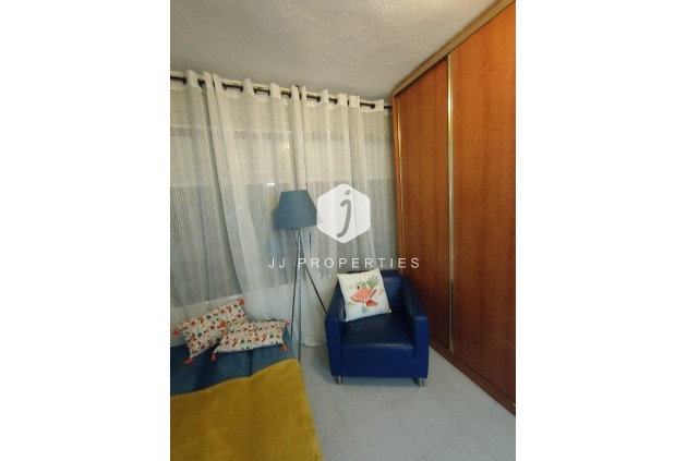 Resale - Apartment / flat -
Torrevieja - La Siesta - El Salado - Torreta