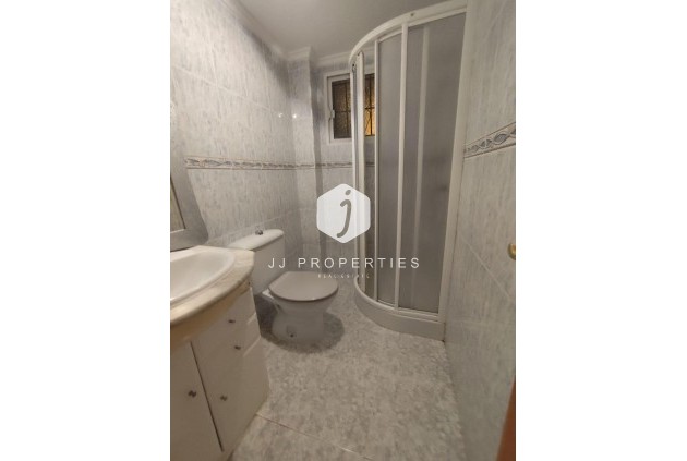 Resale - Apartment / flat -
Torrevieja - La Siesta - El Salado - Torreta