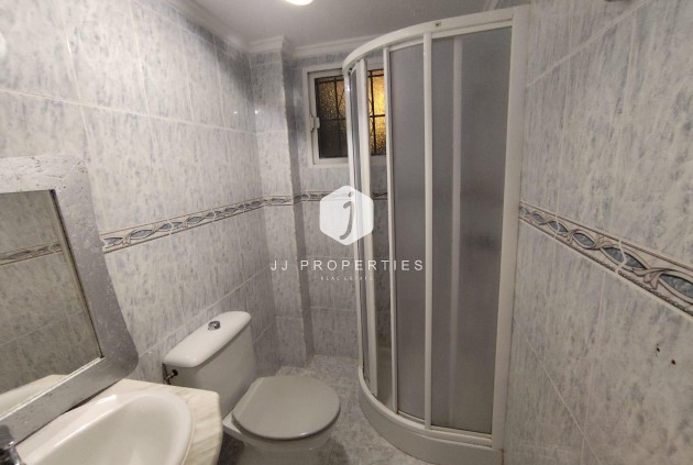 Resale - Apartment / flat -
Torrevieja - La Siesta - El Salado - Torreta