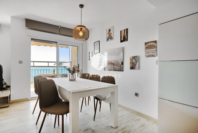 Resale - Apartment / flat -
Torrevieja - Playa del Cura