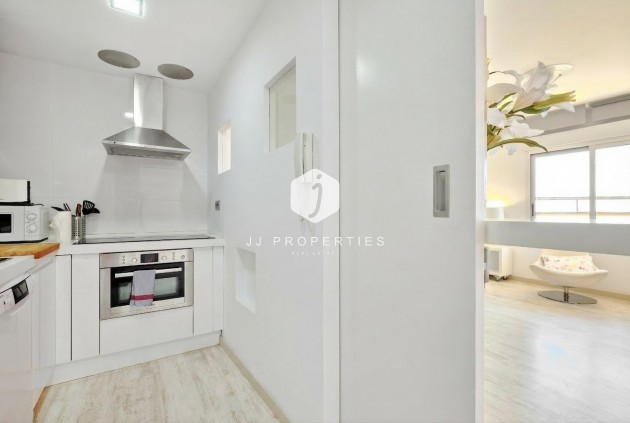 Resale - Apartment / flat -
Torrevieja - Playa del Cura