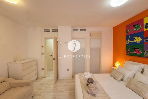 Resale - Apartment / flat -
Torrevieja - Playa del Cura