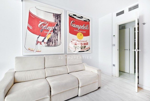 Resale - Apartment / flat -
Torrevieja - Playa del Cura