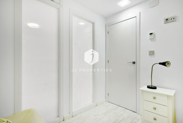 Resale - Apartment / flat -
Torrevieja - Playa del Cura