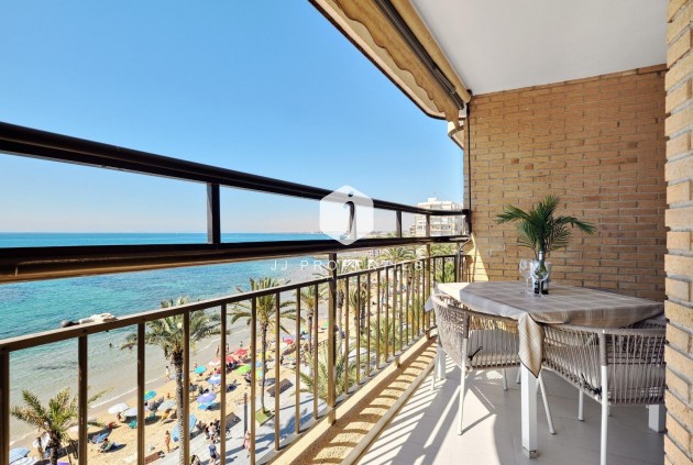 Resale - Apartment / flat -
Torrevieja - Playa del Cura
