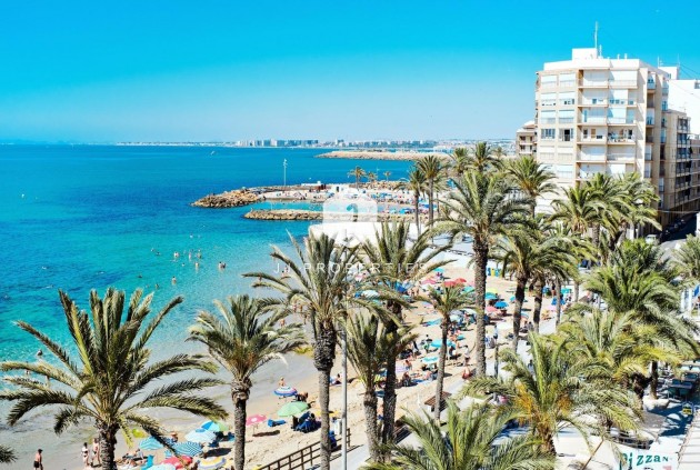 Resale - Apartment / flat -
Torrevieja - Playa del Cura