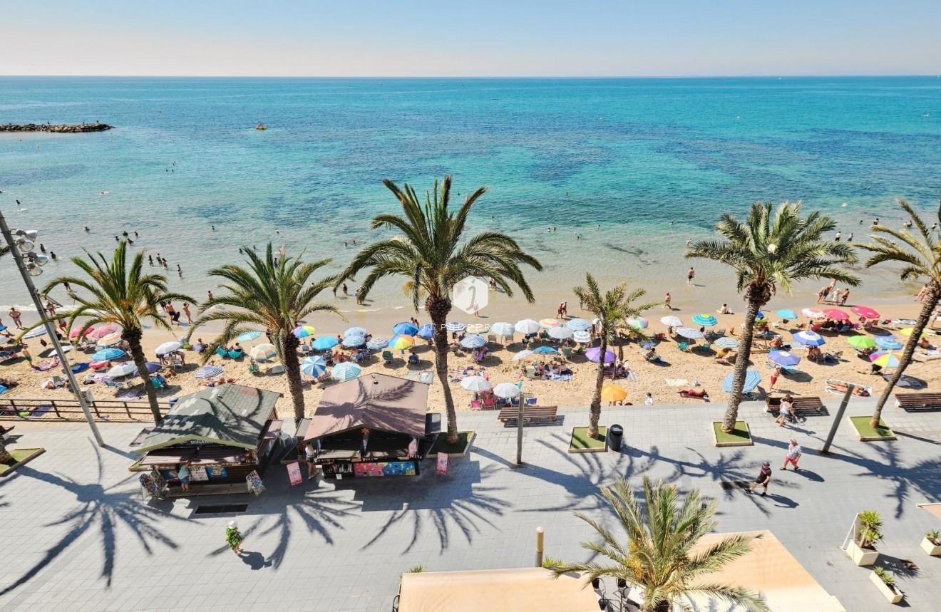 Resale - Apartment / flat -
Torrevieja - Playa del Cura