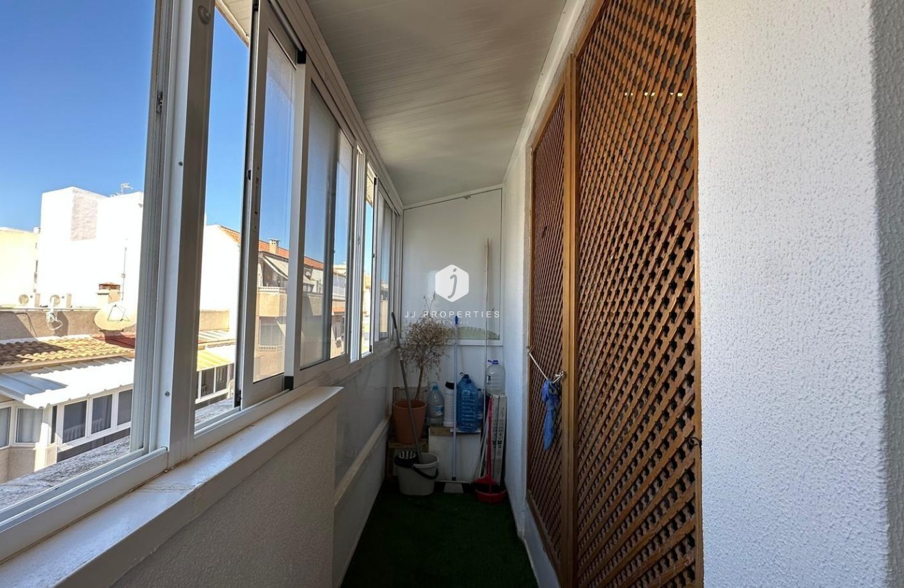 Tweedehands - Appartement / flat -
Torrevieja - Centro