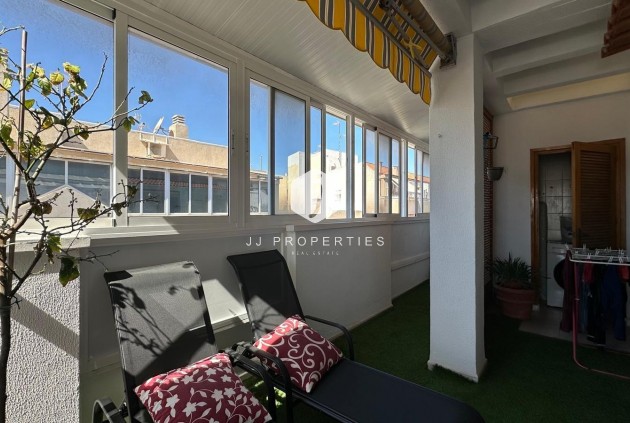 Tweedehands - Appartement / flat -
Torrevieja - Centro