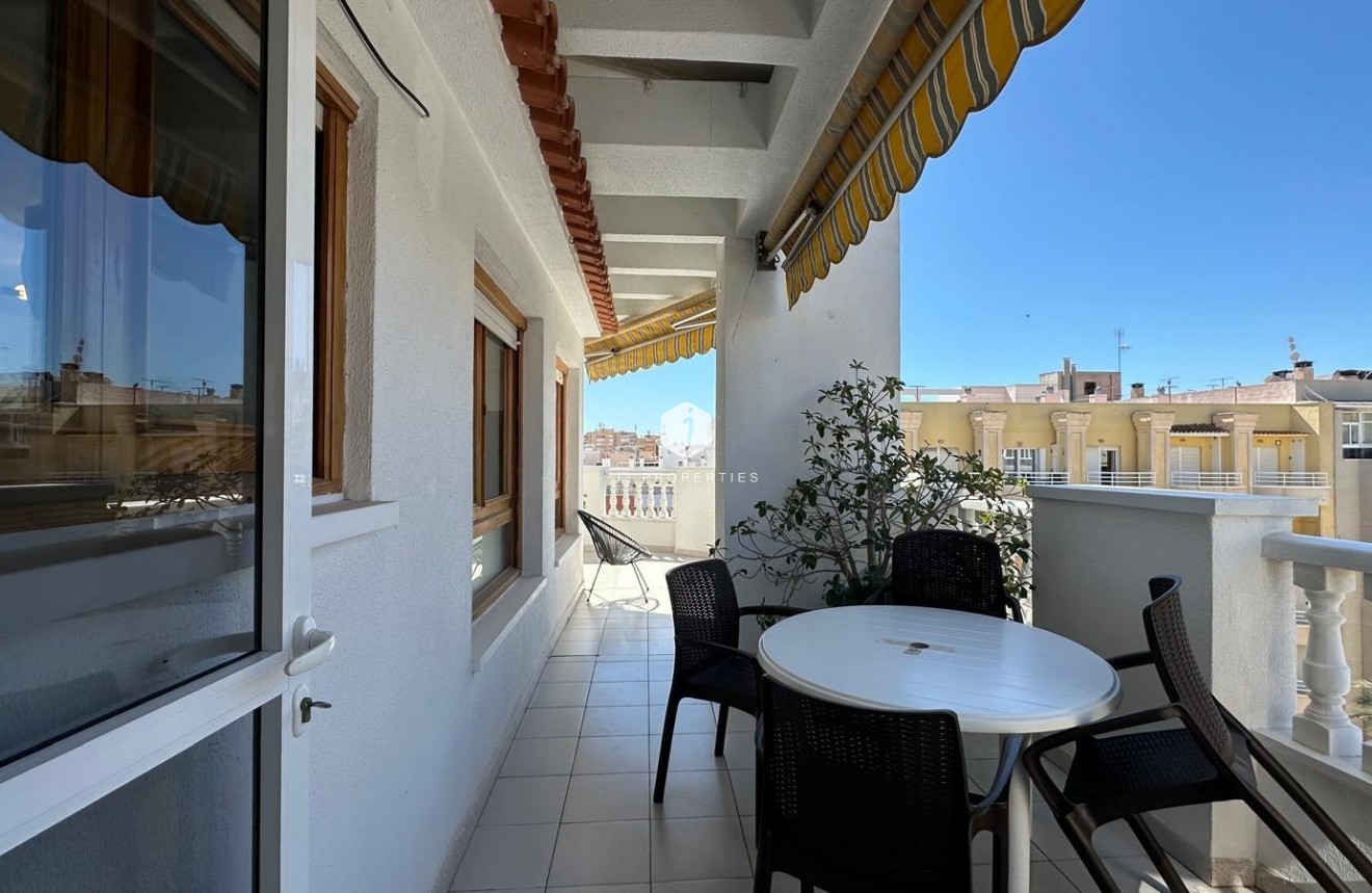 Tweedehands - Appartement / flat -
Torrevieja - Centro