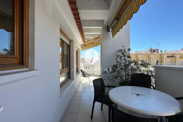 Tweedehands - Appartement / flat -
Torrevieja - Centro