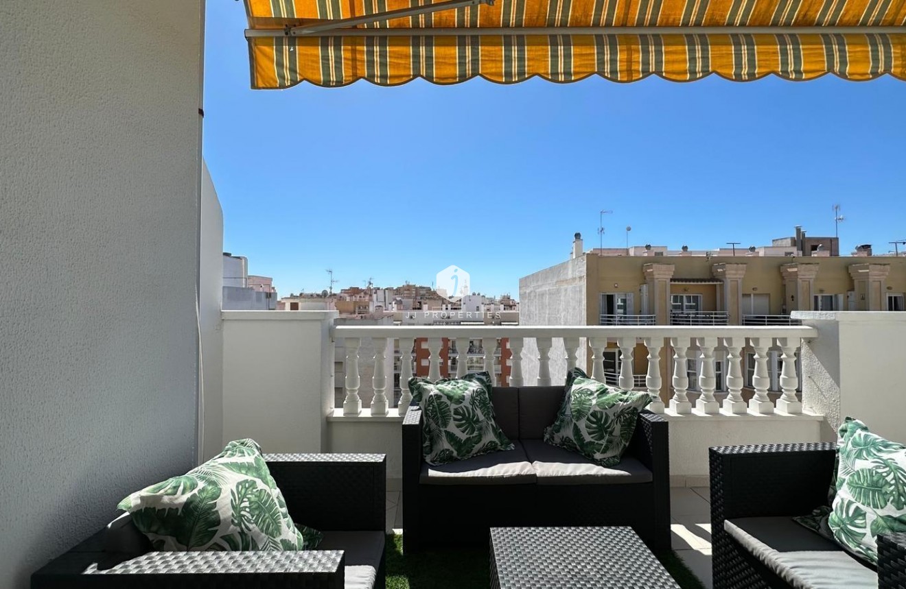 Tweedehands - Appartement / flat -
Torrevieja - Centro