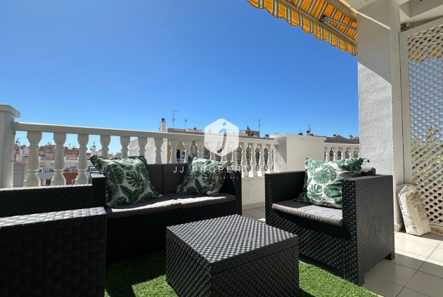 Tweedehands - Appartement / flat -
Torrevieja - Centro