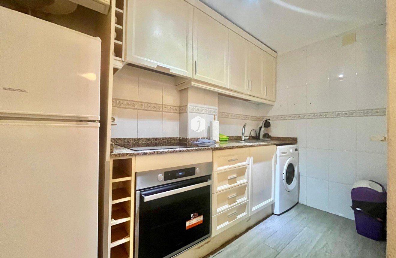 Resale - Apartment / flat -
Torrevieja - Acequion