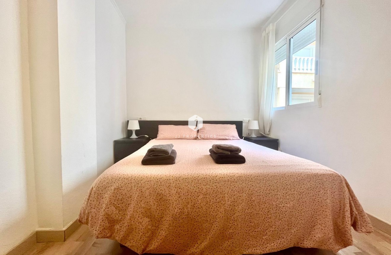 Resale - Apartment / flat -
Torrevieja - Acequion