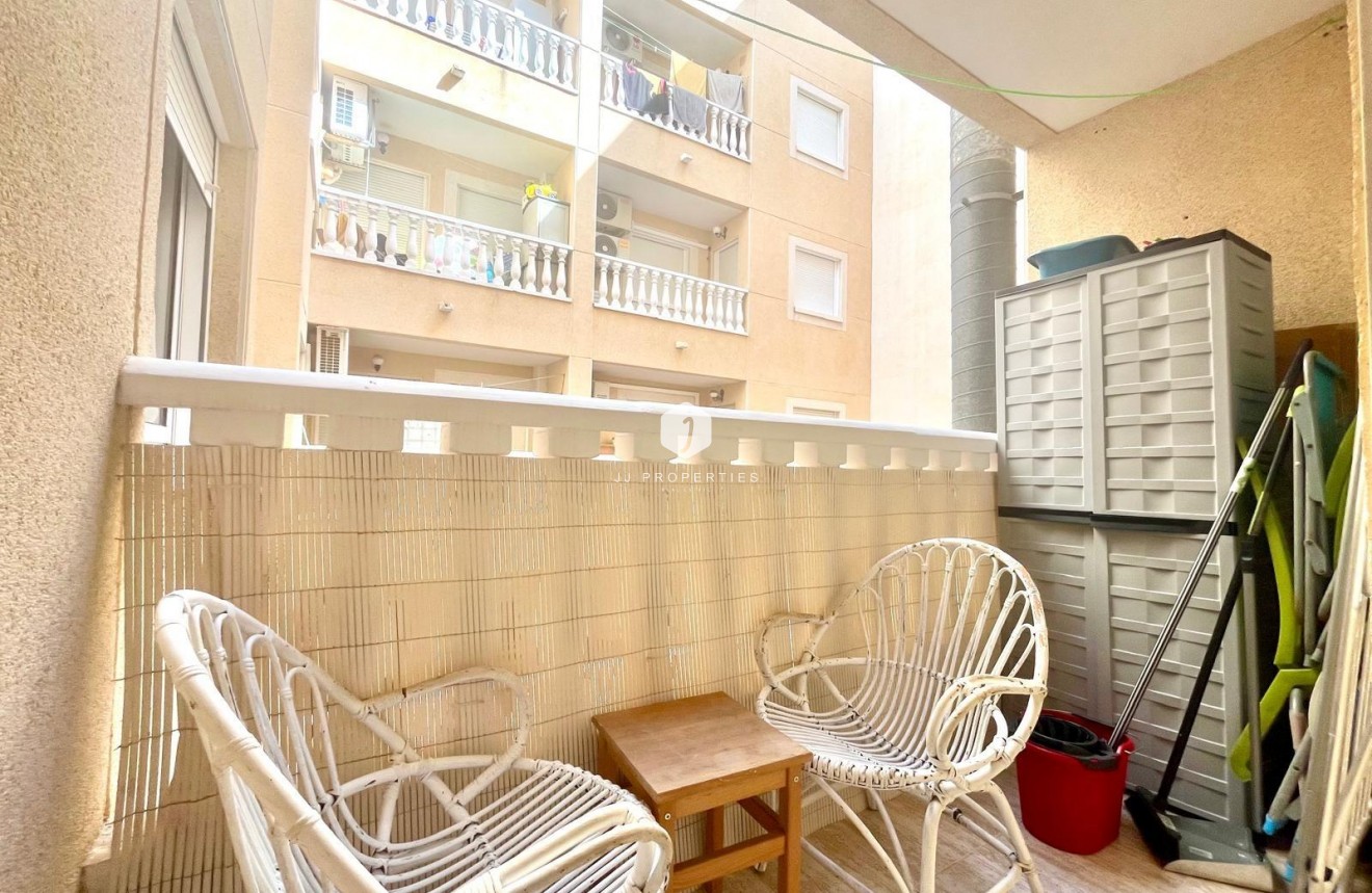 Resale - Apartment / flat -
Torrevieja - Acequion
