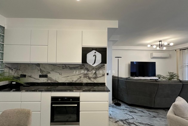 Resale - Apartment / flat -
Torrevieja - Playa del Cura