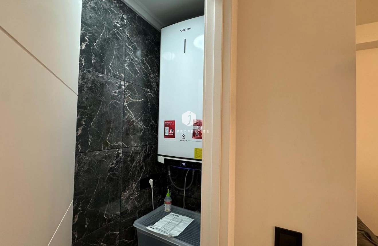 Resale - Apartment / flat -
Torrevieja - Playa del Cura