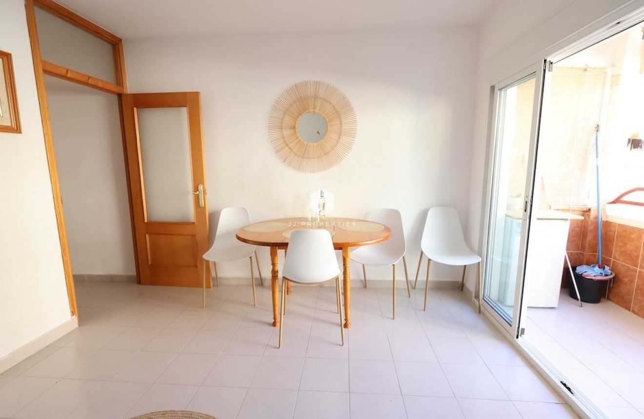 Resale - Apartment / flat -
Torrevieja - Costa Blanca