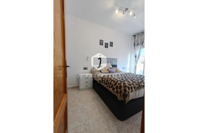 Resale - Chalet -
Torrevieja - Torretas