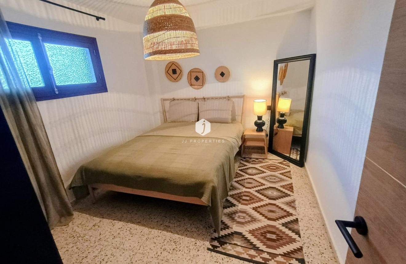 Resale - Apartment / flat -
Guardamar del Segura - Urbanizaciones