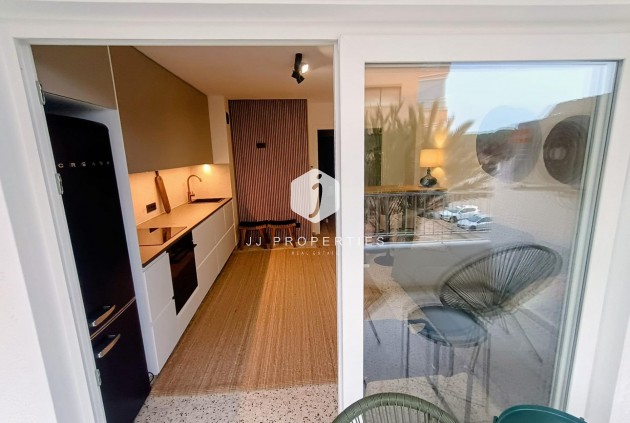 Resale - Apartment / flat -
Guardamar del Segura - Urbanizaciones