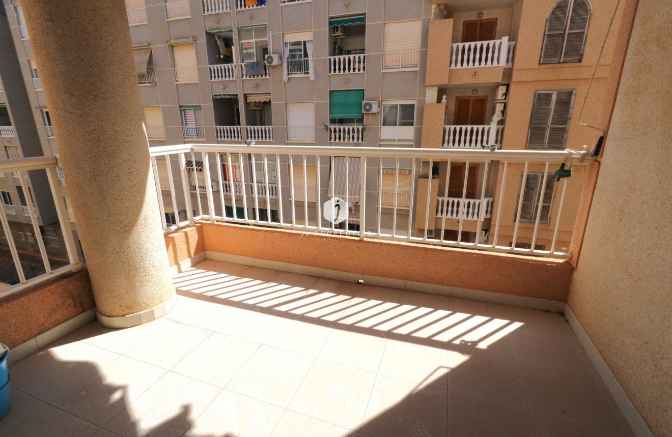 Resale - Apartment / flat -
Torrevieja - Acequion