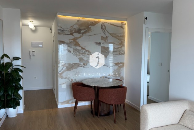 Resale - Apartment / flat -
Torrevieja - Costa Blanca