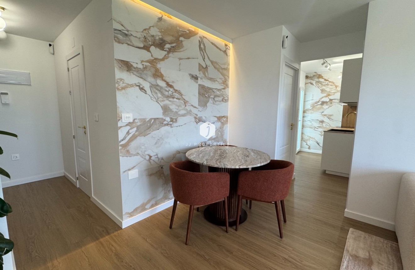 Resale - Apartment / flat -
Torrevieja - Costa Blanca