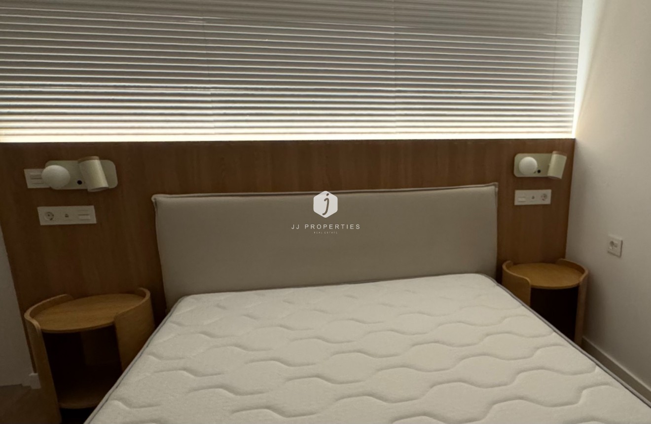 Resale - Apartment / flat -
Torrevieja - Costa Blanca